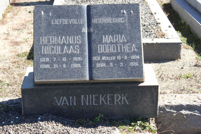 NIEKERK Hermanus Nicolaas, van 1891-1965 & Maria Dorothea MULLER 1904-1986