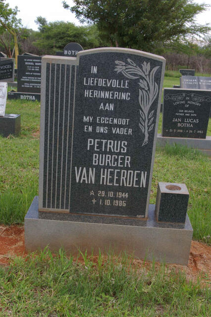 HEERDEN Petrus Burger, van 1944-1985