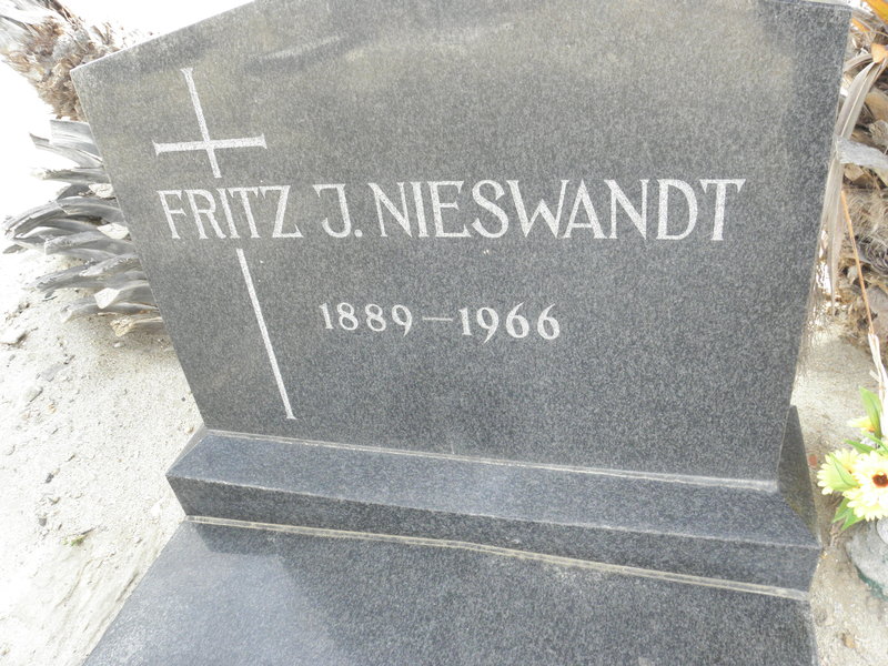 NIESWANDT Fritz J. 1889-1966