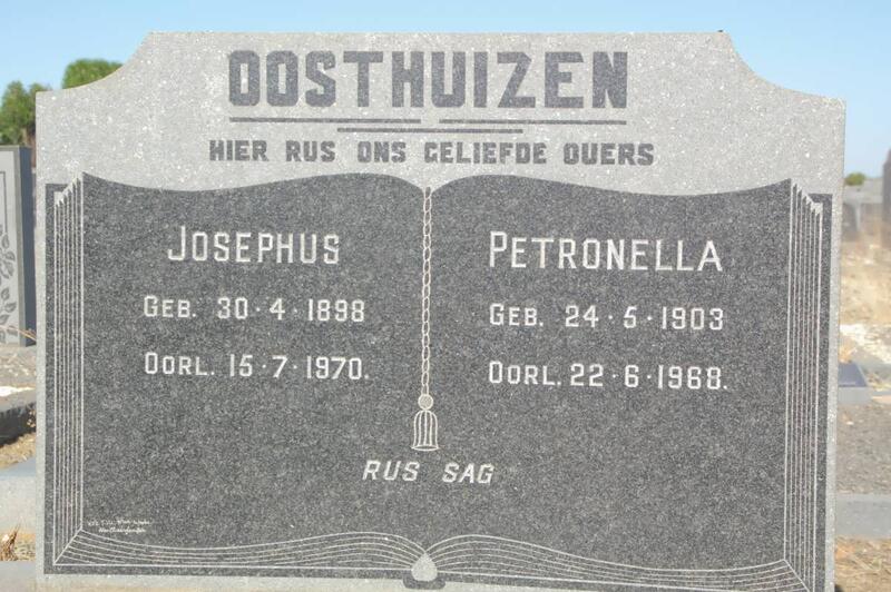 OOSTHUIZEN Josephus 1898-1970 & Petronella 1903-1968