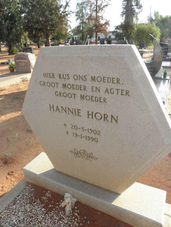 HORN Hannie 1902-1990