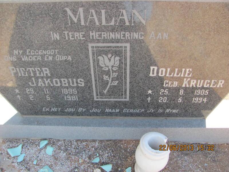 MALAN Pieter Jakobus 1895-1981 & Dollie KRUGER 1905-1994