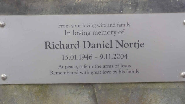 NORTJE Richard Daniel 1946-2004