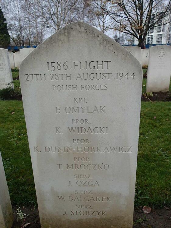7. 1586 Flight - Polish Forces -1944