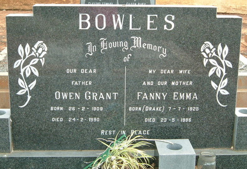BOWLES Owen Grant 1909-1990 & Fanny Emma DRAKE 1925-1986