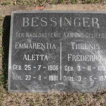 BESSINGER Theunis Frederick 1899-1974 &amp; Emmarentia Aletta 1906-1981