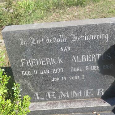 L - Vanne :: Surnames - L