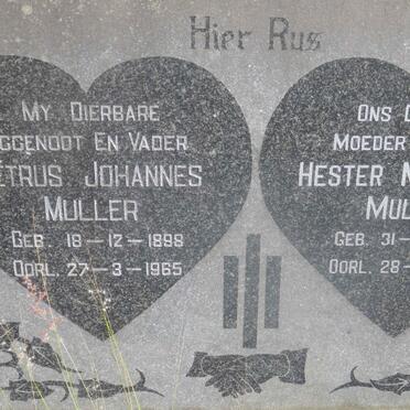 MULLER Petrus Johannes 1898-1965 &amp; Hester M.M. 1907-2000