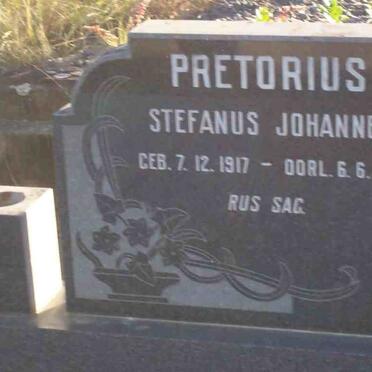 PRETORIUS Stefanus Johannes 1917-1973 &amp; Iris Joyce MILNS 1931-1981