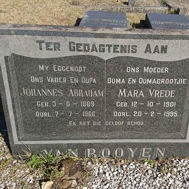 ROOYEN Johannes Abraham, van 1889-1966 &amp; Mara Vrede 1901-1995