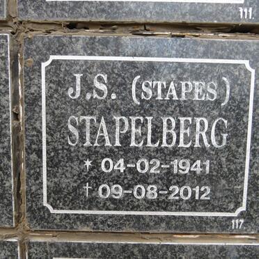 STAPELBERG J.S. 1941-2012