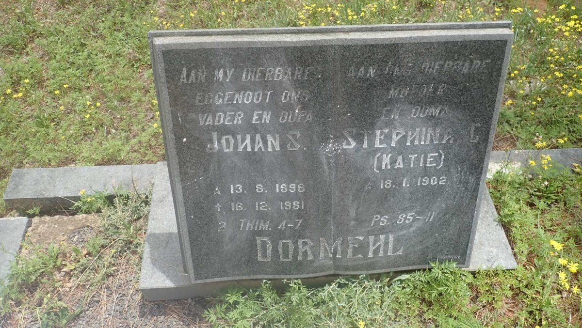 DORMEHL Johan S. 1896-1981 &amp; Stephina C. 1902-