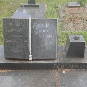 NIENABER Barend J.P. 1897-1979 &amp; Anna M.E. 1899-1982