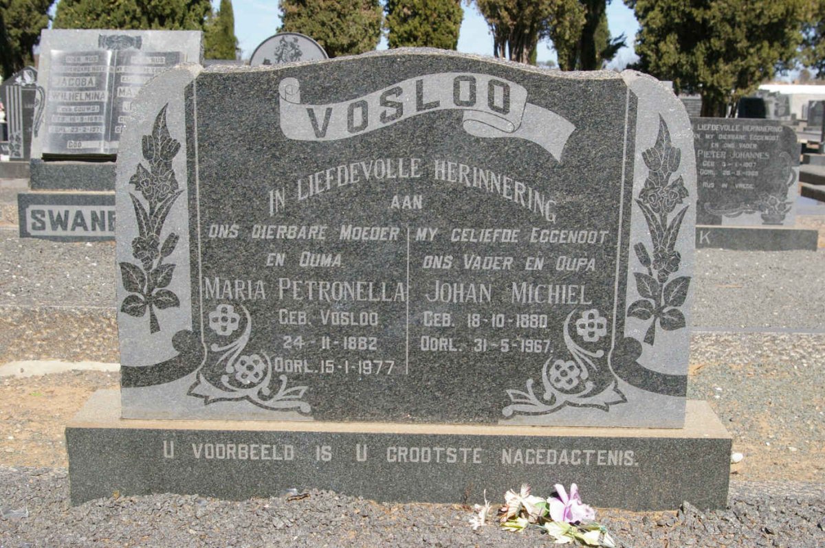 VOSLOO Johan Michiel 1880-1967 &amp; Maria Petronella VOSLOO 1882-1977