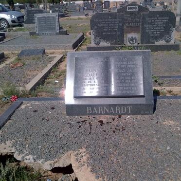 B - Vanne :: Surnames - B