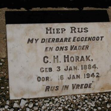 HORAK C.H. 1884-1942 &amp; A.M. 1883-1959