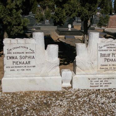 PIENAAR Roelof Petrus 1880-1939 &amp; Emma Sophia VAN HEERDEN 1881-1978
