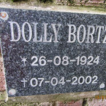 BORTZ Dolly 1924-2002