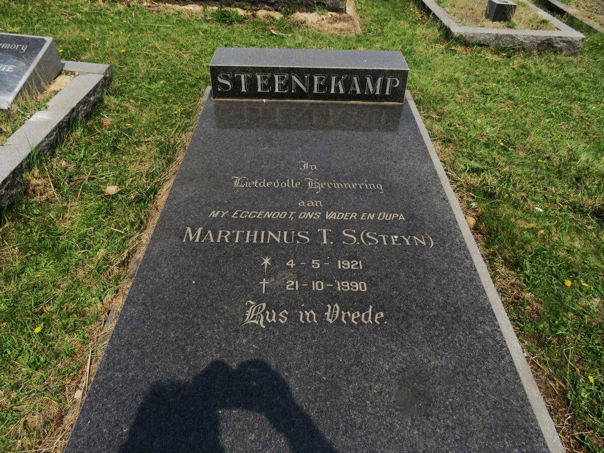 STEENEKAMP Marthinus T.S. 1921-1990