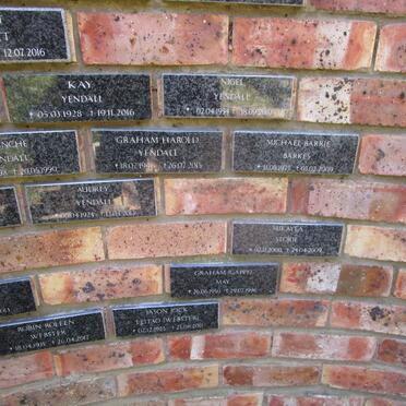 PETTITT Grant 1961-2016 :: YENDALL Kay 1928-2016 :: YENDALL Nigel 1954-2010