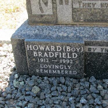 BRADFIELD Howard 1912-1992