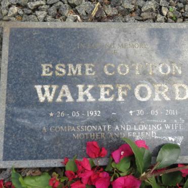 WAKEFORD Esme Cotton 1932-2011