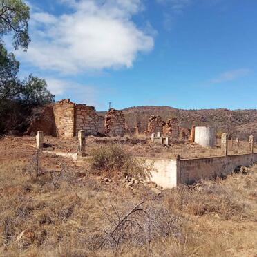 Eastern Cape, BEDFORD district, Glen Lynden, Lynx Drift 54, Old Glen Lynden churches, Memorial plaques