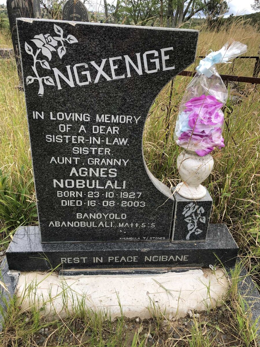 NGXENGE Agnes Nobulali 1927-2003