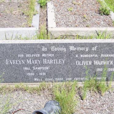HARTLEY Oliver Warwick 1910-1966 &amp; Evelyn Mary SAMPSON 1906-1991