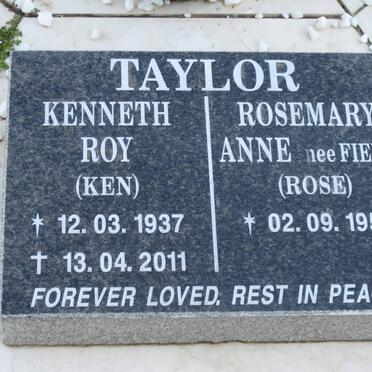 TAYLOR Kenneth Roy 1937-2011 &amp; Rosemary Anne FIELD 1950-