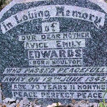 EDWARDS Avice Emily nee HOULTOM -1945