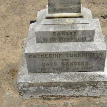 TURKINGTON Catherine :: SANDERS Kate