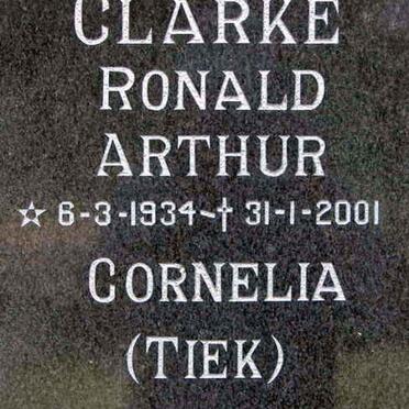 CLARKE Ronald Arthur 1934-2001 &amp; Cornelia 1926-