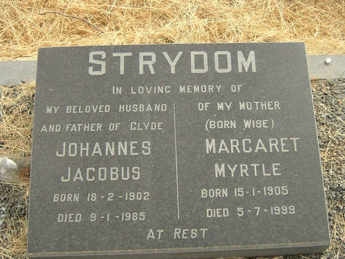 STRYDOM Johannes Jacobus 1902-1985 &amp; Margaret Myrtle WISE 1905-1999