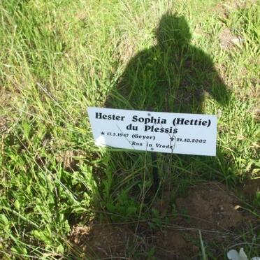 PLESSIS Hester Sophia, du nee GEYER 1947-2002.