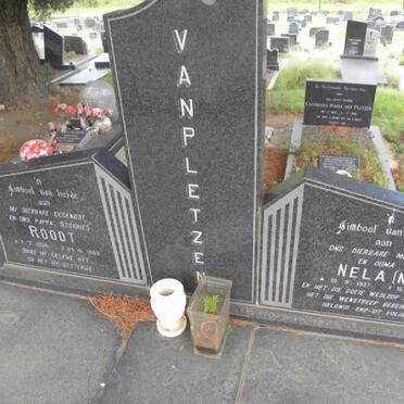 PLETZEN Roodt, van 1926-1982 &amp; Nela N.V. 1937-1994