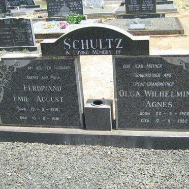 SCHULTZ Ferdinand Emil August 1910-1991 &amp; Olga Wilhelmina Agnes 1909-1992