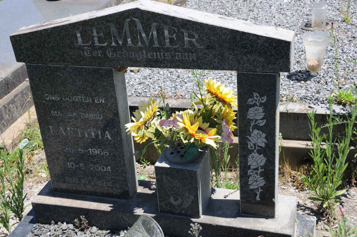 LEMMER Laetitia 1966-2004