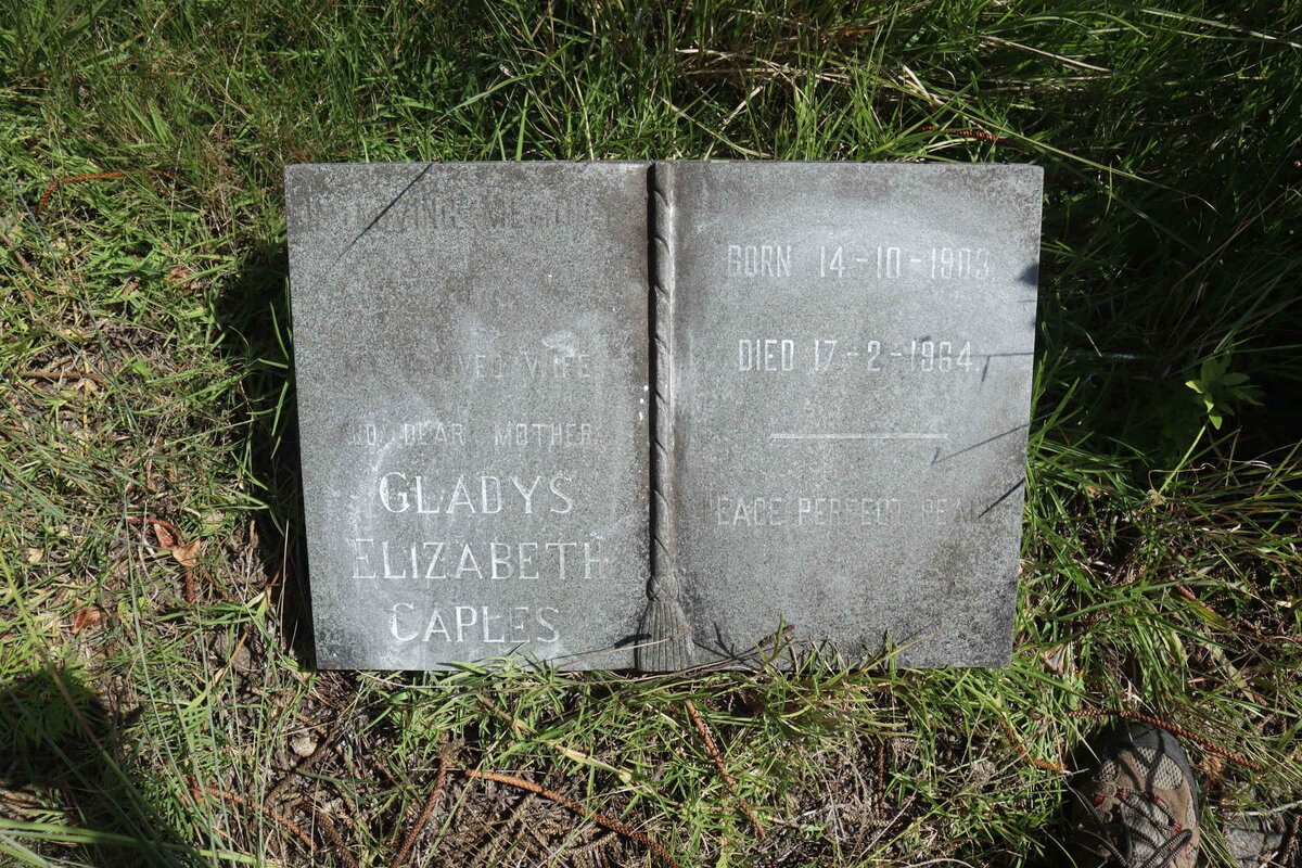 CAPLES Gladys Elizabeth 1903-1964