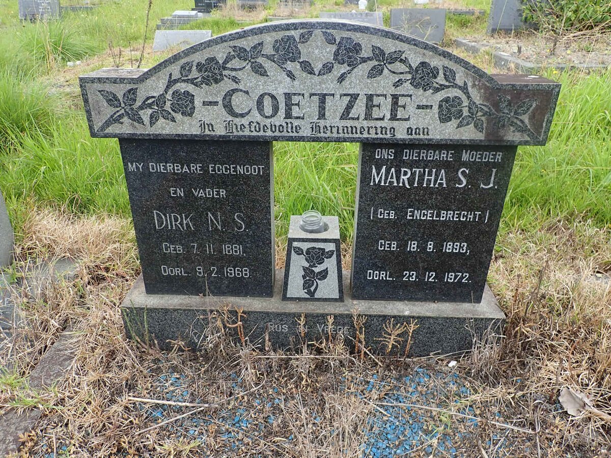 COETZEE Dirk N.S. 1881-1968 &amp; Martha S.J. ENGELBRECHT 1893-1872