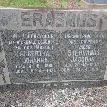 ERASMUS Stephanus Jacobus 1898-1983 &amp; Albertha Johanna 1896-1971