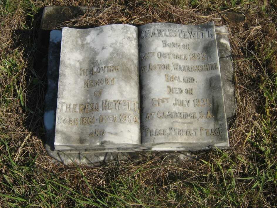 HEWITT Charles 1952-1921 &amp; Theresa  1861-1950