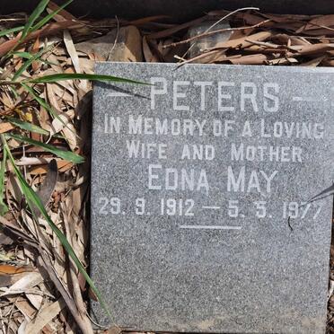 PETERS Edna May 1912-1977