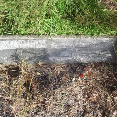 SAUNDERS Thomas 1889-1962 &amp; Florence 1891-1969