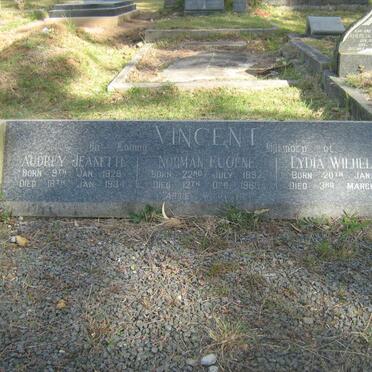 VINCENT Norman Eugene 1892-1960 &amp; Lydia Wilhelmina 1900-1991 :: VINCENT Audrey Jeanette 1928-1934