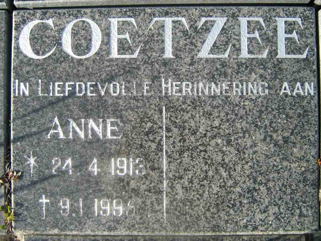 COETZEE Annie 1913-1995