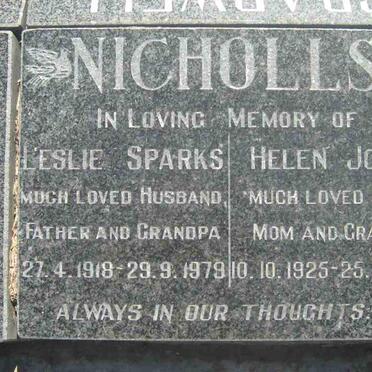 NICHOLLS Leslie Sparks 1918-1979 &amp; Helen Joan 1925-1996