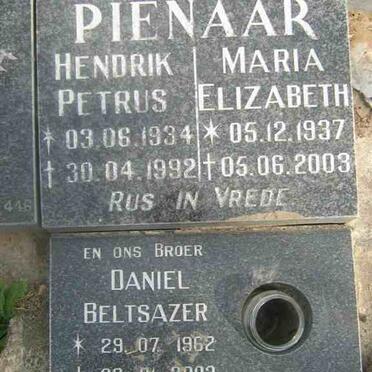PIENAAR Hendrik Petrus 1934-1992 &amp; Maria Elizabeth 1937-2003 :: PIENAAR Daniel Beltsazer 1962-2002
