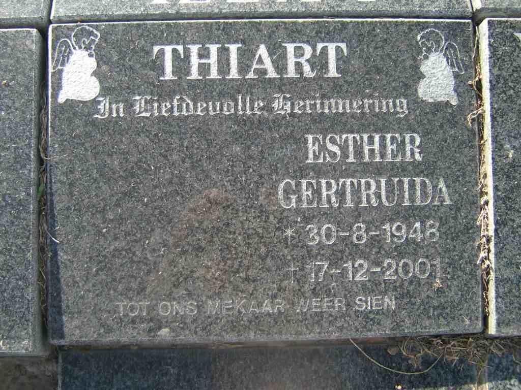 THIART Esther Gertruida 1948-2001