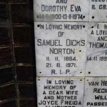 N - Vanne :: Surnames - N